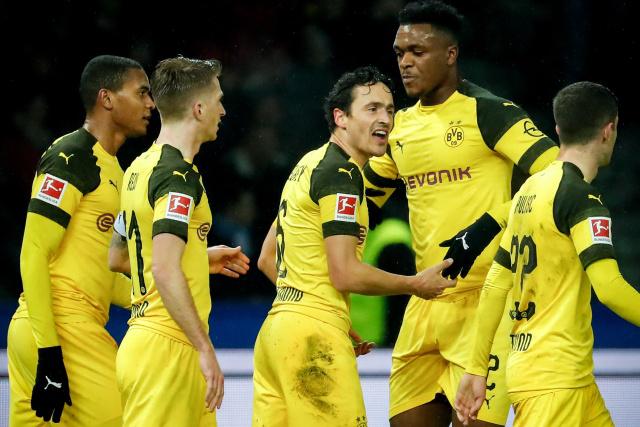 拜仁与阿方索续约5年 2000万欧签字费+1500万年薪